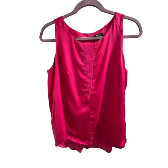 🍒 2/$20 🍒 Womens Sleeveless Blouse M Fuchsia Polyester Blend - Picture 1 of 8